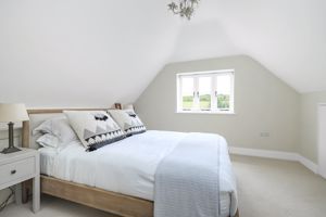 Guest bedroom- click for photo gallery